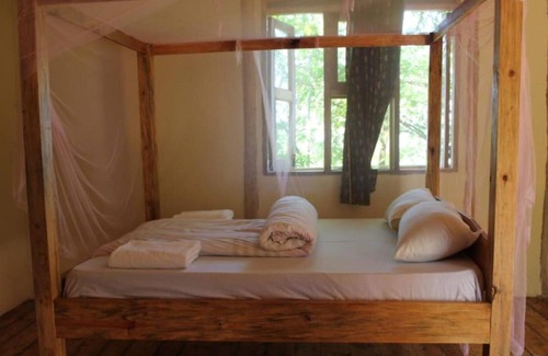 Kitojo Cabin | one of african kind