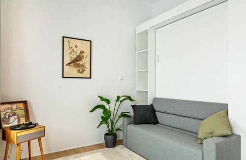 Muehldorf am Inn Apartment | One-room flat 'Deluxe Appartment Junior' with Wi-Fi