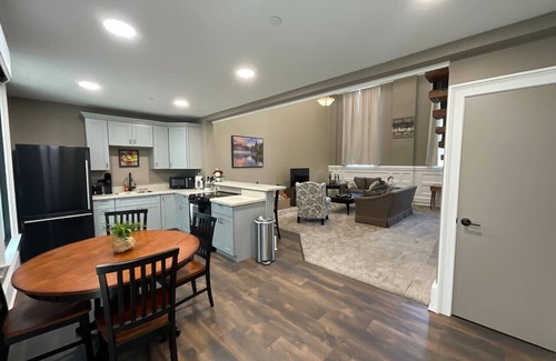 Barre Apartment | One Zero Five Stay 302