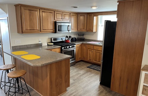 Bridgeport House | Oneida Lake Waterfront House - Billington Bay