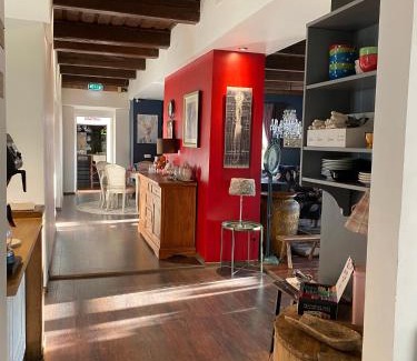 Ontika House | Ontika Guesthouse