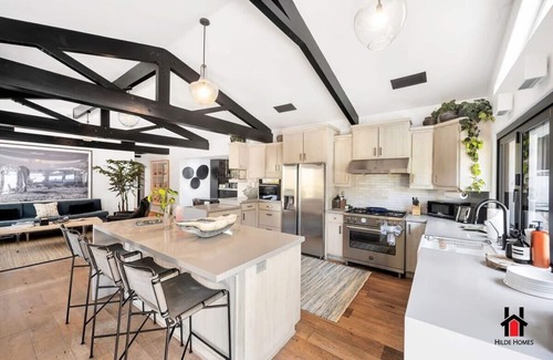 Malibu House | Onyx Home, Unveiling Malibu’s Luxury Living