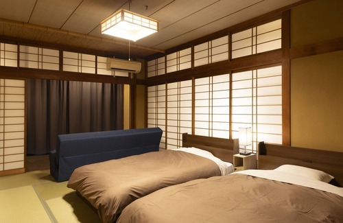 Akahodani Onsen House | Ooedo Onsen Monogatari Premium Kaga Maruya
