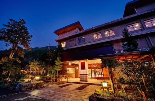 Maniwa House | Ooedo Onsen Monogatari Terunoyu