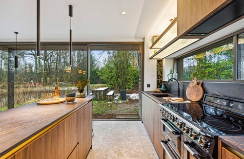 Stekene House | Oom-BESTKKOOR201W Sum