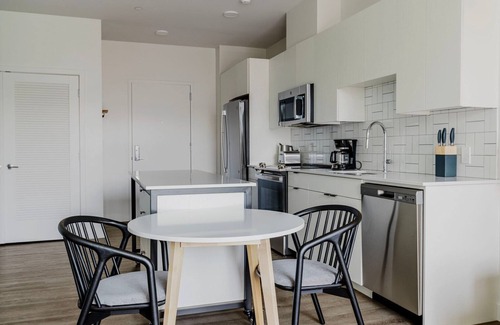 Revere Apartment | Open Revere 1BR w/EV Charging, Pool, Gym & W/D, by Blueground