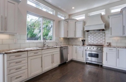 Beach Barber Tract House | Open September/Hot Tub/A/C/6 Bedrooms/Great Family Home/Rooftop Deck