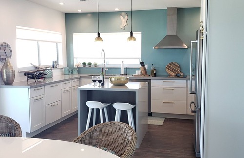 Little Torch Key House | Open Water Modern Home 2/2