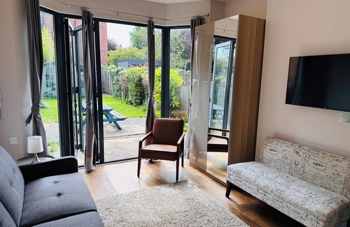 Harrow House | Opulent 4-bed house in Harrow
