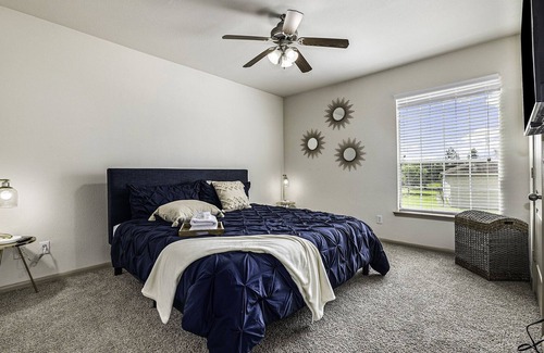 Webster House | Opuluxe 2BD/2BA Stylish Suites w/ Pool & Gym!