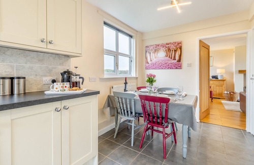 Wollerton House | Orchard Cottage - Two Bedroom House, Sleeps 4