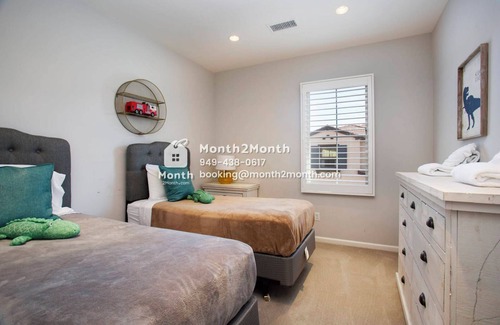 Orchard Hills House | Orchard Hills Coral on Rodeo #7110