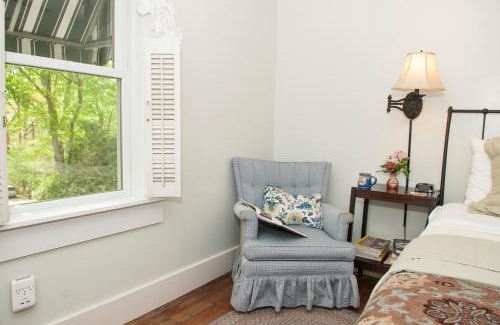 Saluda Bed & Breakfast | Orchard Inn