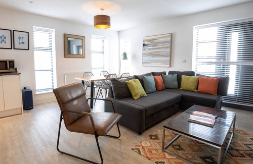Southampton City Centre Apartment | Orchard Point- includes free parking