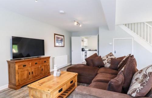 Paddock Wood House | Orchard Retreat