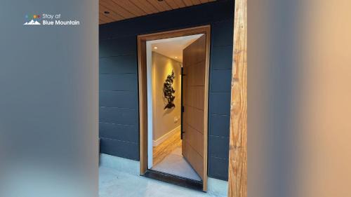 The Blue Mountains Ski Chalet | Orchard Run Chalet