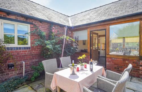 Stoney Stretton House | Orchard View