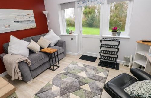 Pembroke House | Orchard View