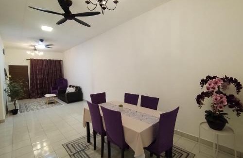 Bota House | Orked Homestay Seri Iskandar