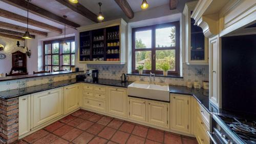 Grunwald Villa | Osada Ulnowo - Holliday & Party House