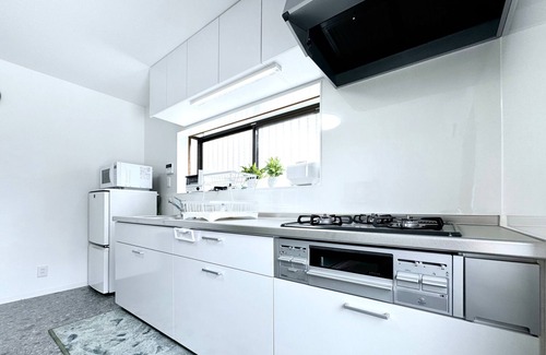 Joto House | Osaka CastleMidorimaru Within walking distance of Osaka Castle Excellent access to Osaka sightse - Guesthouse Osaka Castle/Osaka Ōsaka