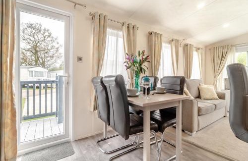 Saxmundham House | Osprey 52