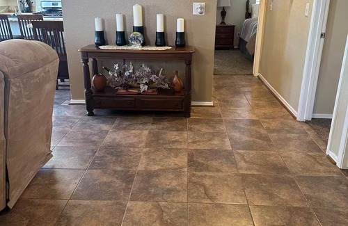 Mohave Valley House | Our Cozy Casita boasts 3-bedroom and a sleeper sofa in Mohave Valley.