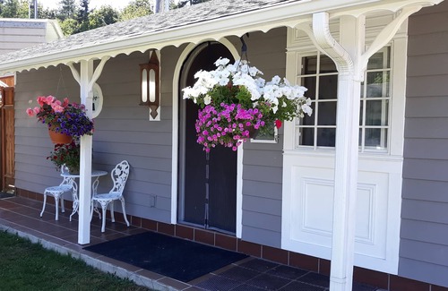 Port Angeles Cottage | Our Creekside Cottage is located only a mile from the Olympic Discovery Trail.