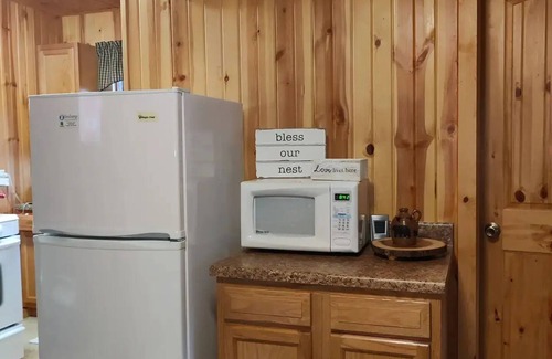 Wingett Run House | "Our Little Piece of Heaven" Private cabin located in Wayne's National Forest
