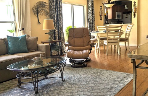 Virginia Trace House | Our Village Gem-5 Star- Elegant & Comfortable- Very nClose to Sumter Squ.