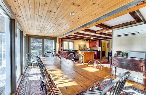 Tamworth House | Outdoor Fireplace & Pool Table: Tamworth Home!