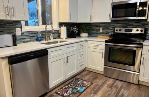 Kellogg Apartment | Outdoor Sanctuary - 3 min walk to Silver Mtn