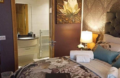 Cruden Bay Bed & Breakfast | Outlander Boutique B&B King