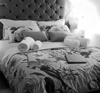 Cruden Bay Bed & Breakfast | Outlander Boutique B&B King