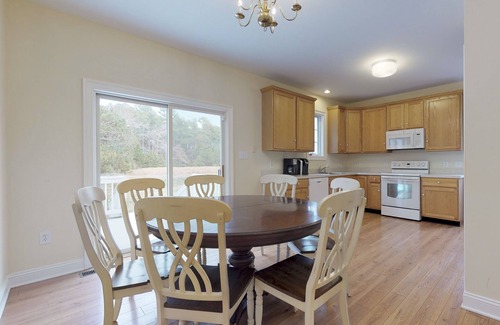 Cambridge House | Outrigger at Swan Cove Manor