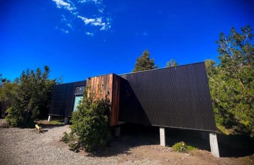Lenca House | OUTSCAPE l Cabaña Familiar En Lago Chapo con Hot Tub