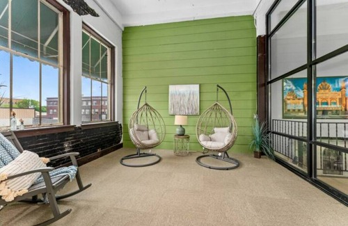 Mitchell Apartment | Overnight Event Venue & Loft in downtown Mitchell