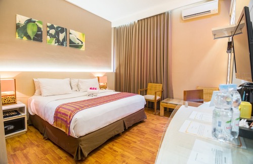 Padang Hotel | Ox Ville Hotel