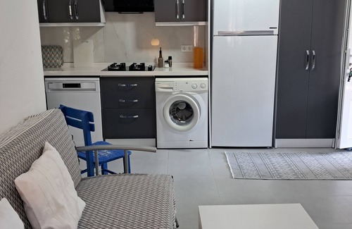 Mithatpasa Apartment | Oya Apartments Cunda nGarden Apartment by the Sea D.4nn