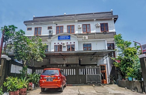 Sukabumi Hotel | OYO 2226 Nurmega Jaya