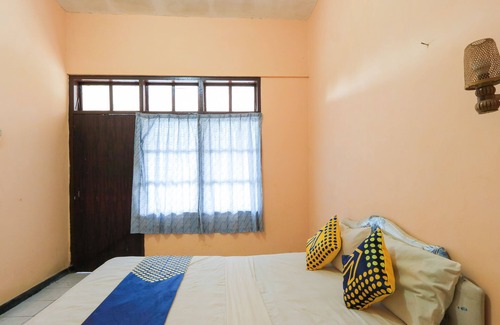 Kalibaru Hotel | OYO 2465 Hotel Raung View