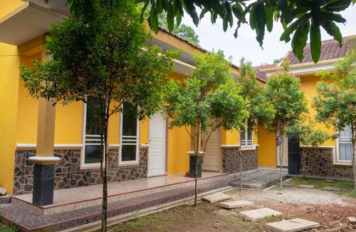 Natar Hotel | OYO 3115 Branti Raya Guest House Syariah