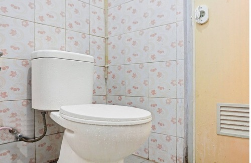 Kediri Hotel | OYO 90234 Dhoho Family Guest House