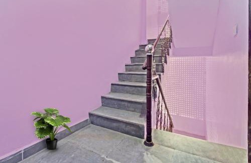 Kukas Hotel | OYO Hotel Purple Orchid