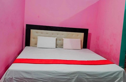 Bilari Hotel | OYO New Galaxy Hotel
