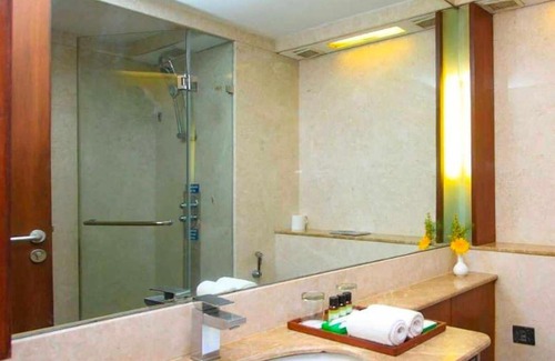 Old Gurgaon Hotel | OYO Sk Residency Near Star Mall