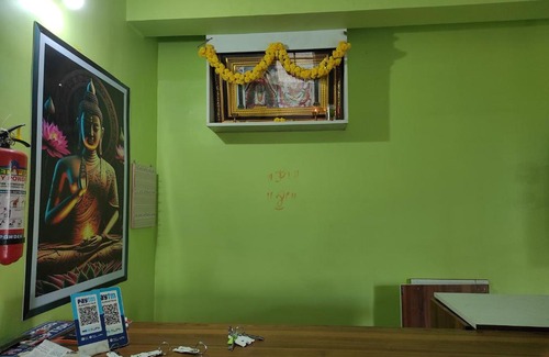 Madduru Cabin | P.M.Residency Boarding and Lodging
