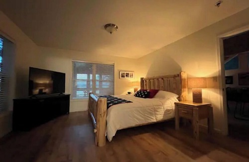 Ossipee Cabin | P&P Lakeside Lodge