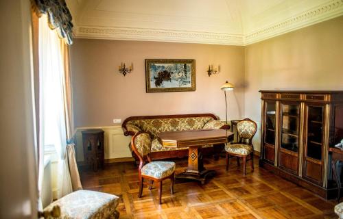 Gryzyna Hotel | Pałac Racot