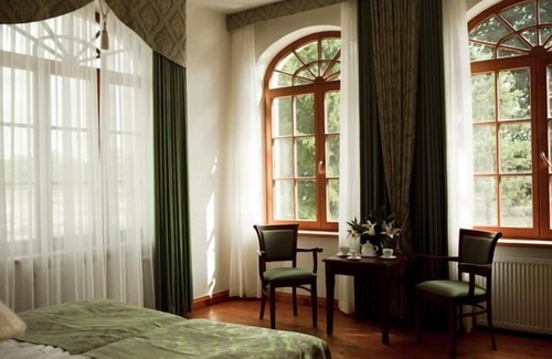 Ryman Hotel | Pałac w Rymaniu